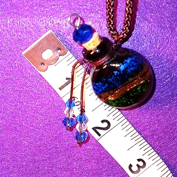 🆕️❤LAST 1❤EMORY ROSE MINI GLASS BOTTLE CHARM NECKLACE - Picture 12 of 17